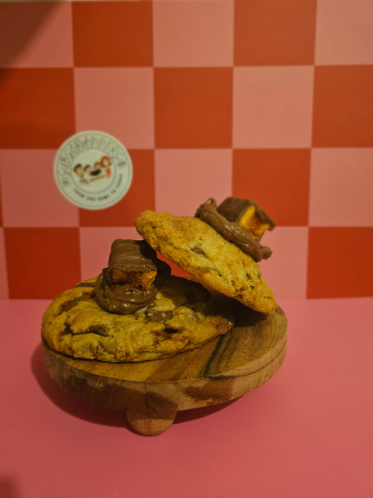 To Bee Or Not To Bee Stuffed Cookie