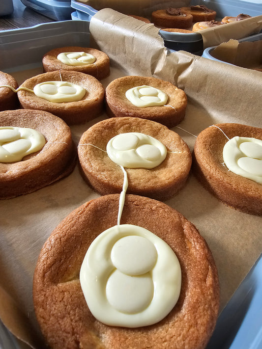 It's All White With Me Deep Pan Cookie (ready now)