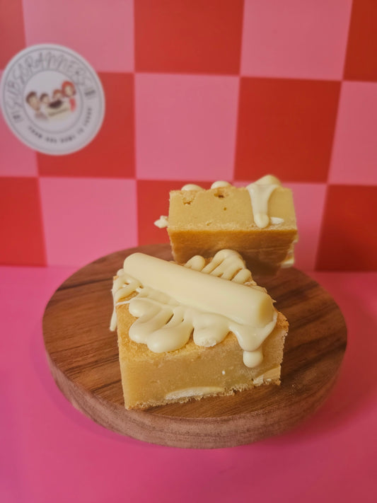 Will Choo Be Mine? Loaded Blondie (ready now)